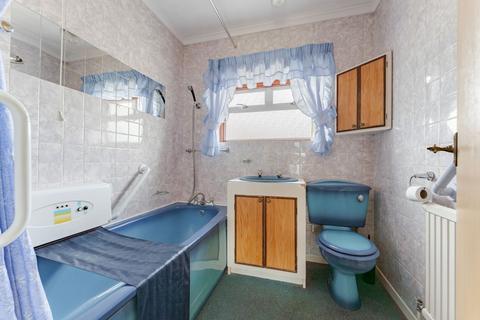 2 bedroom detached bungalow for sale, Swanton Close, Dereham