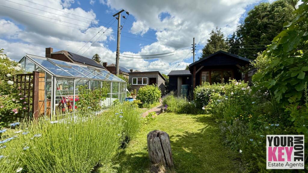 Estate agents in Folkestone - Your Key Move. Free