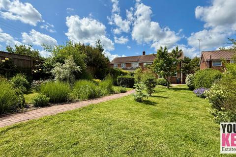 3 bedroom semi-detached house for sale, Canterbury Road, Etchinghill, Folkestone, Kent CT18 8BS