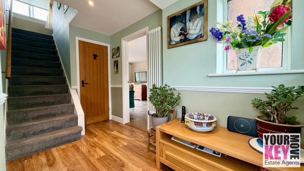 Estate agents in Folkestone - Your Key Move. Free