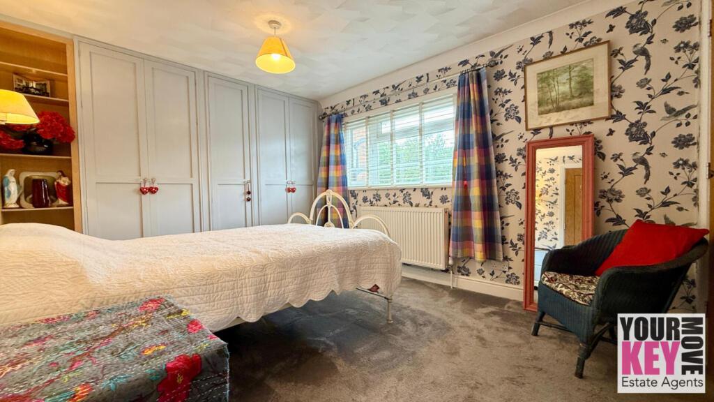 Estate agents in Folkestone - Your Key Move. Free