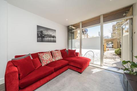 1 bedroom flat for sale, Frazer Nash Close, Isleworth TW7