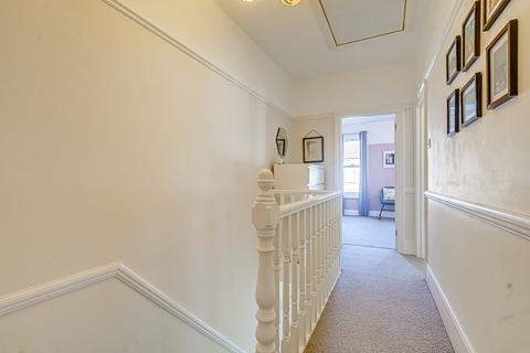 11 Alexandra Road, Leigh-on-sea, SS9 1QD