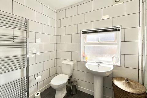 5 The Rindle, Cheadle, Stoke-on-trent, ST10 1PS