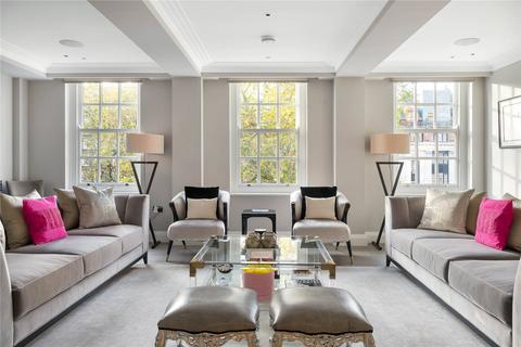 Lowndes Square, London, SW1X