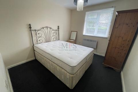 2 bedroom flat to rent, Horsenden Lane North, Greenford, UB6