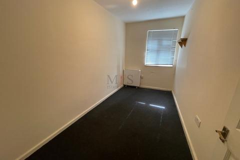 2 bedroom flat to rent, Horsenden Lane North, Greenford, UB6