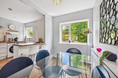 5 Crosslees Drive, Thornliebank, Glasgow, G46 7DY