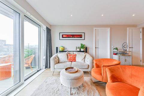 1 bedroom flat for sale, Duke of Wellington Avenue, Woolwich, London, SE18