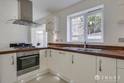 undefined, Victoria Close, Liversedge, WF15