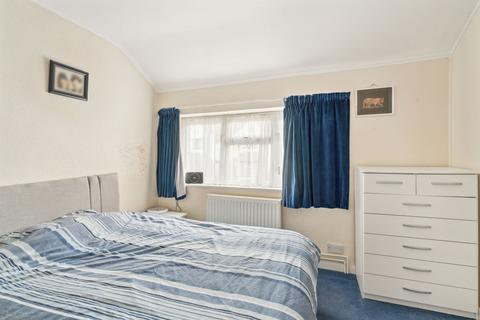 27 Cordingley Road, Ruislip, HA4 7HH