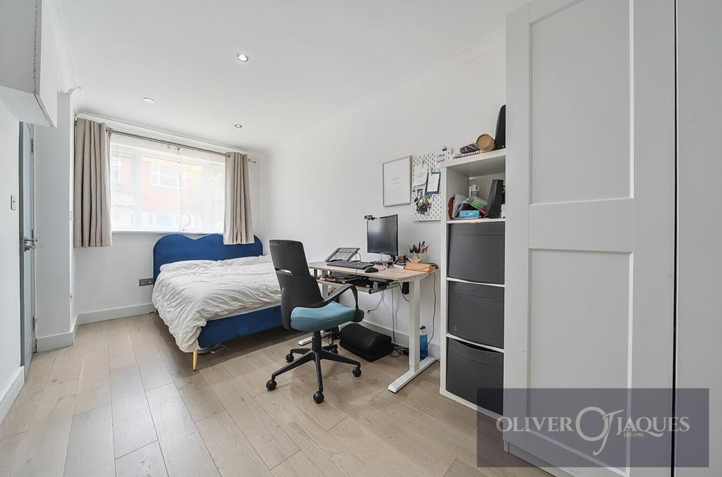 Bedroom Two / Study
