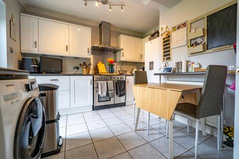 62 Beech Avenue, Beeston, Nottingham, NG9 1QD