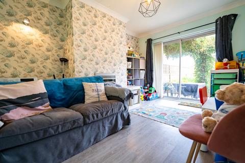 62 Beech Avenue, Beeston, Nottingham, NG9 1QD