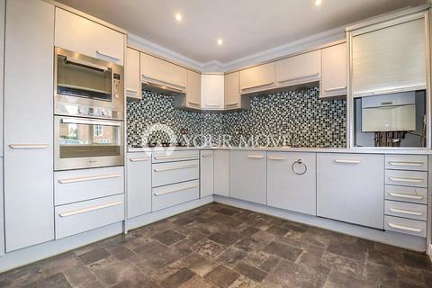 undefined, Parish Close, Kent CT10