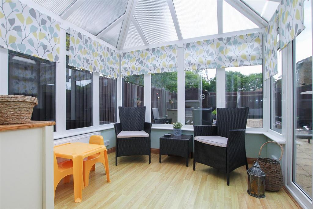 Kelvedon Green, Kelvedon Hatch... 3 bed end of terrace house - £400,000