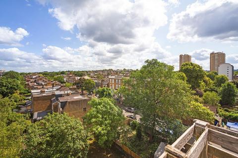 3 bedroom flat for sale, Dulwich Road, SE24