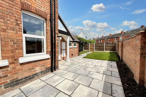 3 bedroom semi-detached house for sale, Corporation Street, Stafford, ST16