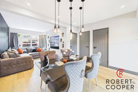 45 Bempton Drive, Ruislip, HA4 9DB