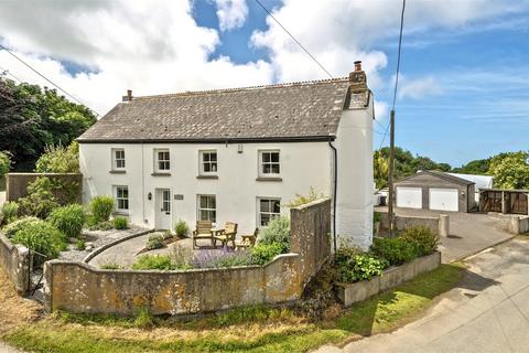 6 bedroom detached house for sale, Bosoughan, Newquay