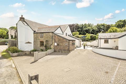 6 bedroom detached house for sale, Bosoughan, Newquay