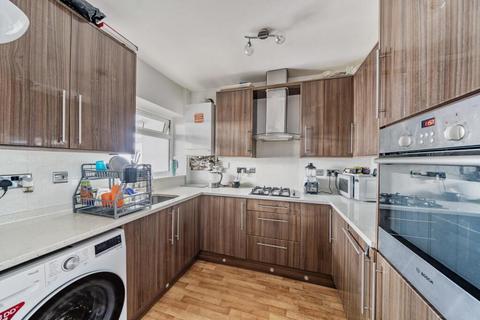 4 bedroom semi-detached house for sale, Merlin Crescent, Edgware HA8