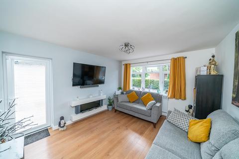 65 Coltsfoot View, Walsall, WS6 7BG