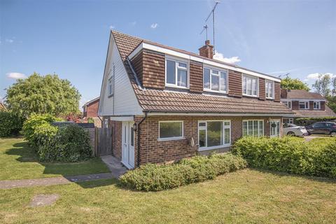 71 Linden Way, Ripley, Woking, GU23 6LP