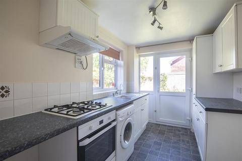 71 Linden Way, Ripley, Woking, GU23 6LP