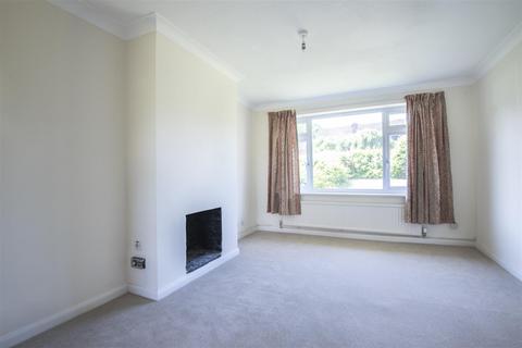 71 Linden Way, Ripley, Woking, GU23 6LP