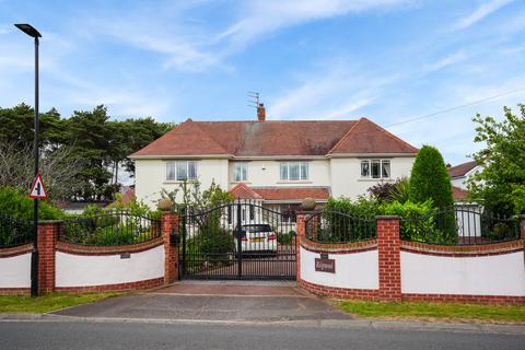 4 bedroom detached house for sale, Ridgewood, Littleworth Lane, Rossington, DN11