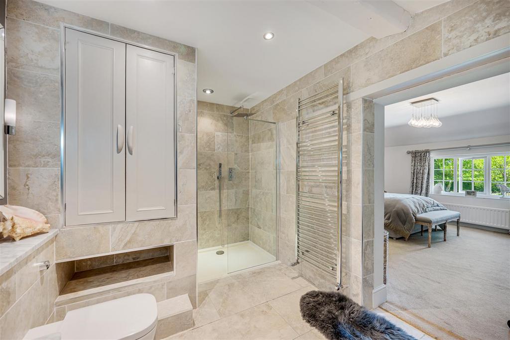 En suite shower room