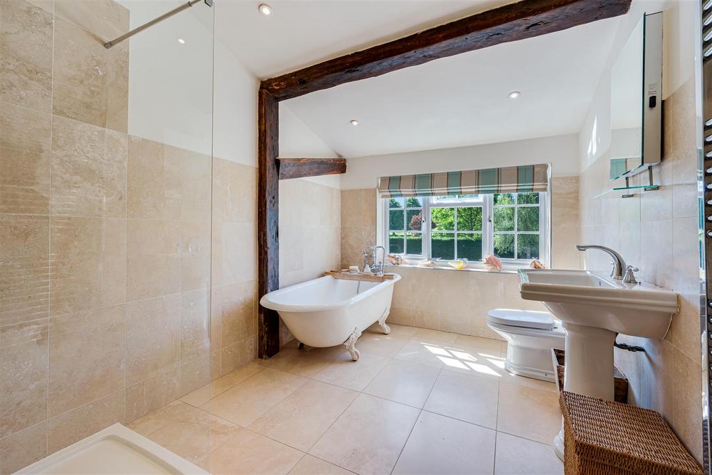 Family bathroom