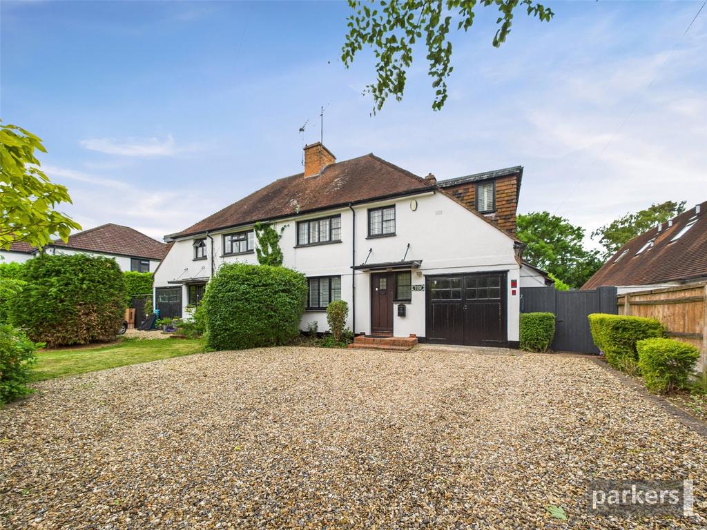 Bath Road, Reading RG4 4 bed semi-detached house for sale - £800,000