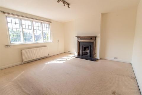 4 bedroom maisonette to rent, Mansfield Road, Woodthorpe, Nottingham