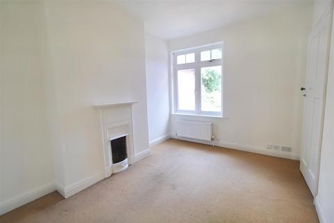4 bedroom maisonette to rent, Mansfield Road, Woodthorpe, Nottingham