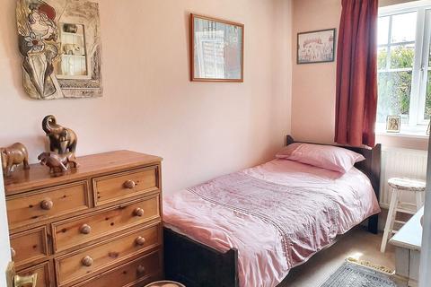 6 Couzens Close, Chipping Sodbury, Bristol, BS37 6BT