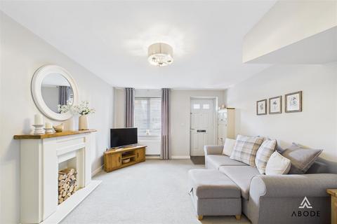 3 bedroom end of terrace house for sale, Malin Close, Burton-On-Trent DE14