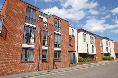 1 bedroom flat for sale, Martyr Road, Guildford