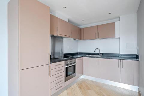 1 bedroom flat for sale, Martyr Road, Guildford