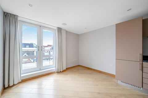 1 bedroom flat for sale, Martyr Road, Guildford