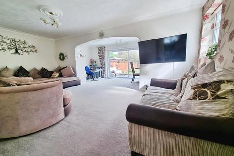 15 Alldicks Road, Hemel Hempstead, HP3 9JJ