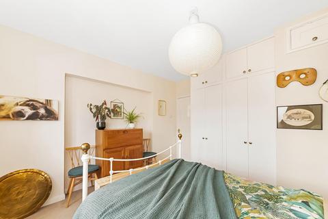 39 Stuart Road, London, SE15 3BE