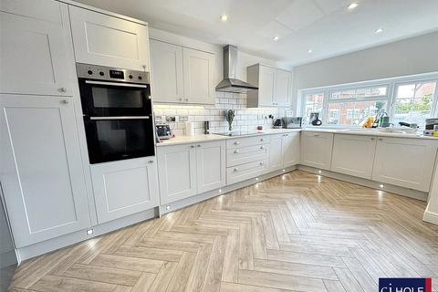 3 bedroom detached house for sale, Tribune Place, Abbeymead, GL4