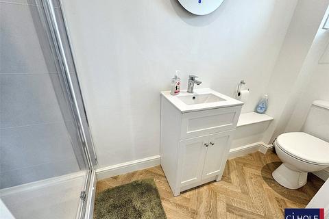 10 Tribune Place, Abbeymead, Gloucester, GL4 5UZ