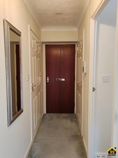 1 bedroom flat for sale, Homestream House, Horsham, West Sussex, RH12