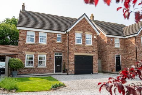 4 bedroom detached house for sale, Houghton Close, Market Weighton