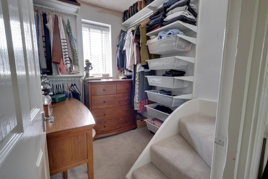 Walk in wardrobe