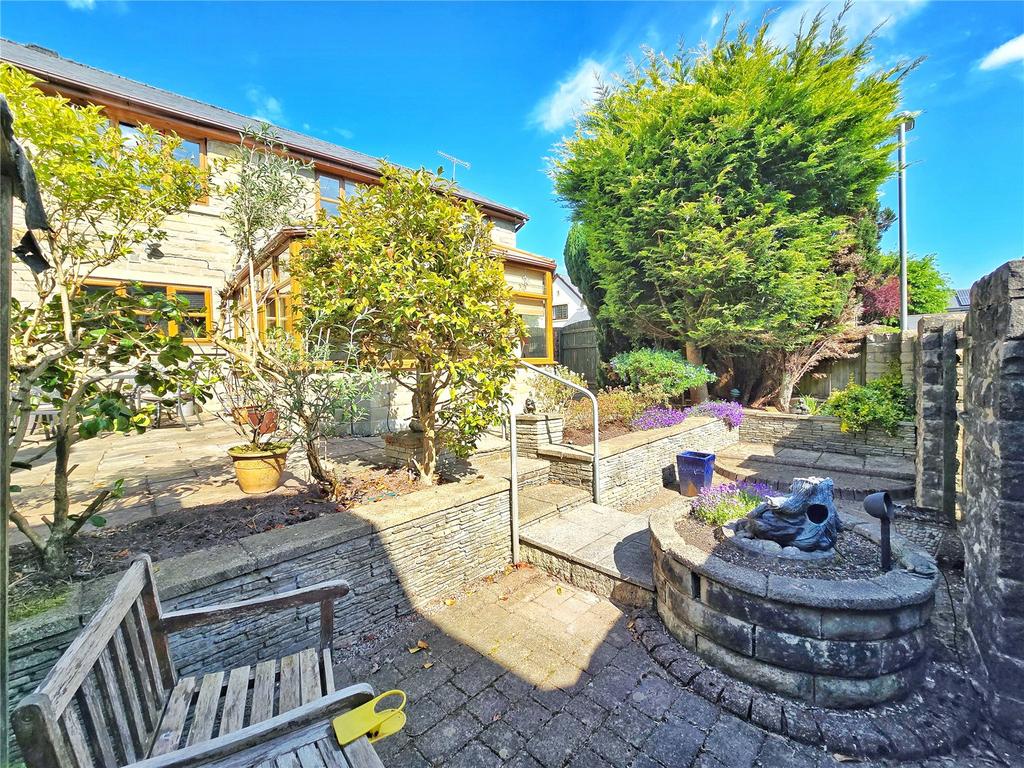 Rear Patio Gardens