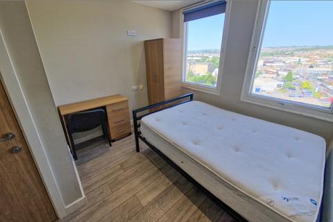Studio to rent, Campbell House, 201 Sunbridge Road, Bradford, West Yorkshire, BD1